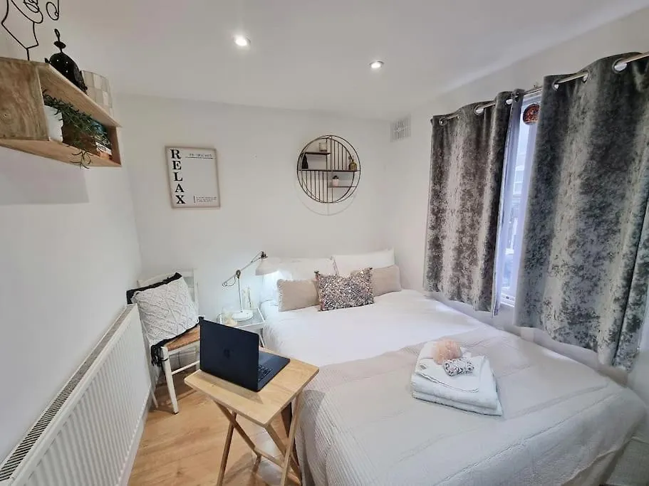 4Bed 3Bath 8Min To London Bridge Villa 0*,  United Kingdom